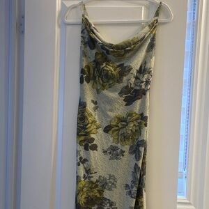 NWT Shien Floral Long Green Small Dress